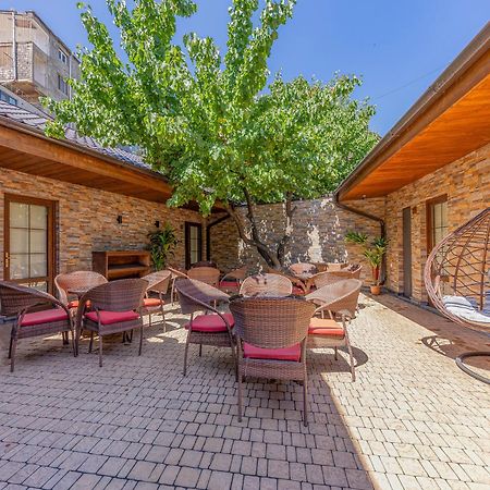 Boutique Living Hotel Erywań Zewnętrze zdjęcie