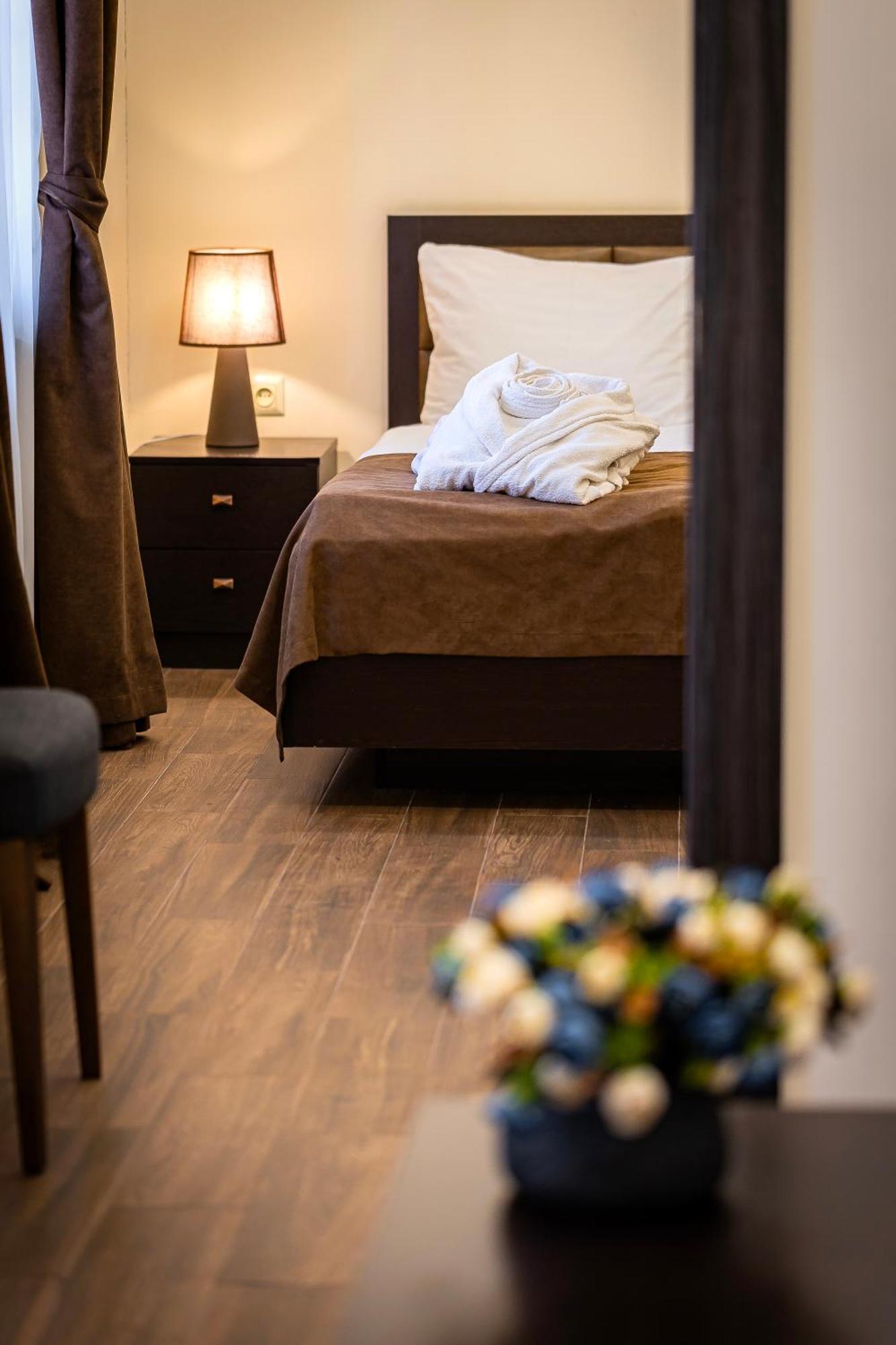 Boutique Living Hotel Erywań Zewnętrze zdjęcie