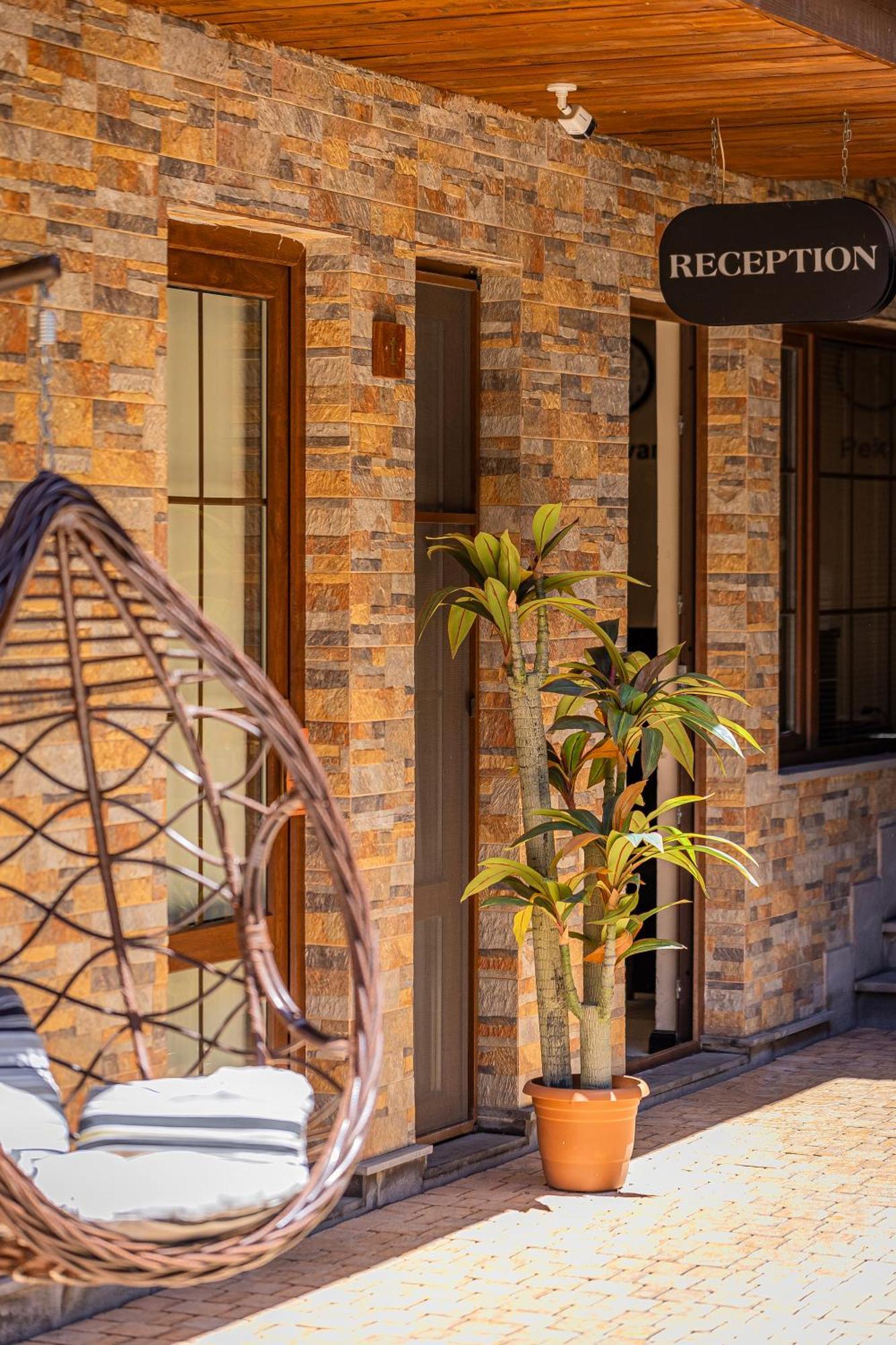 Boutique Living Hotel Erywań Zewnętrze zdjęcie