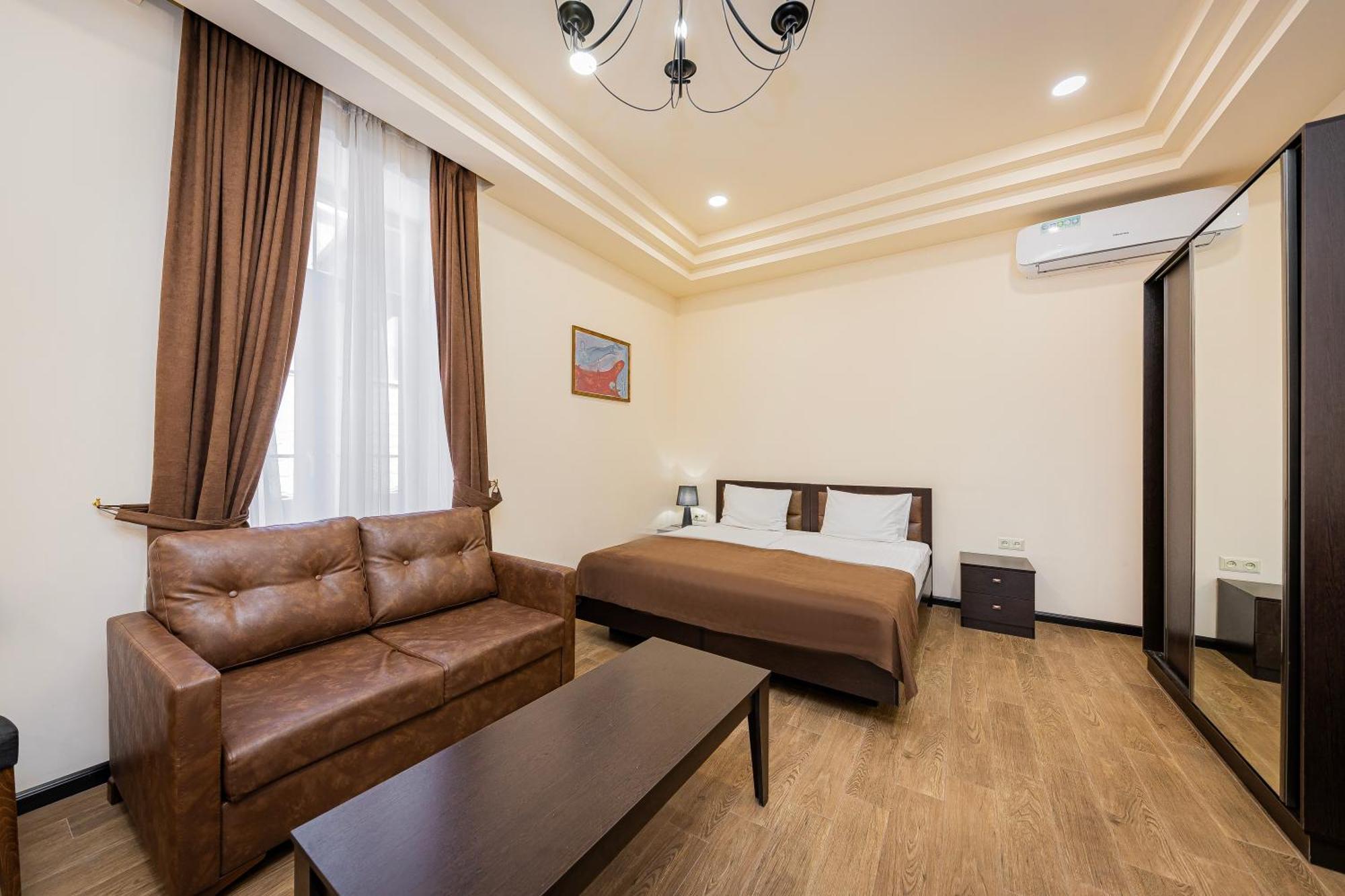 Boutique Living Hotel Erywań Zewnętrze zdjęcie