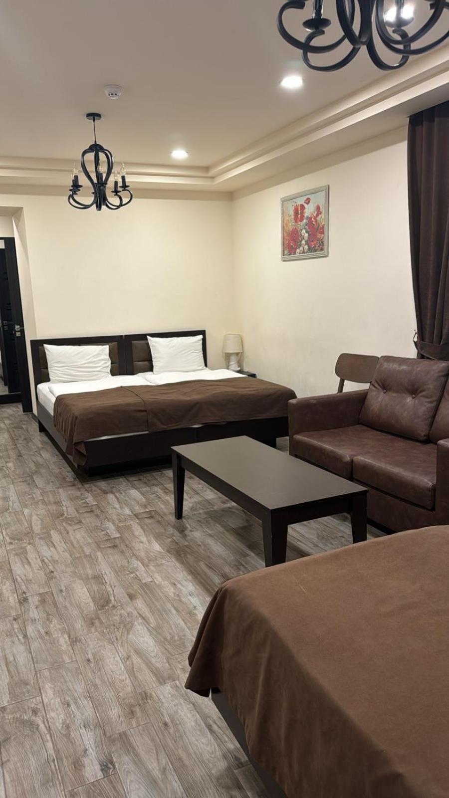 Boutique Living Hotel Erywań Zewnętrze zdjęcie