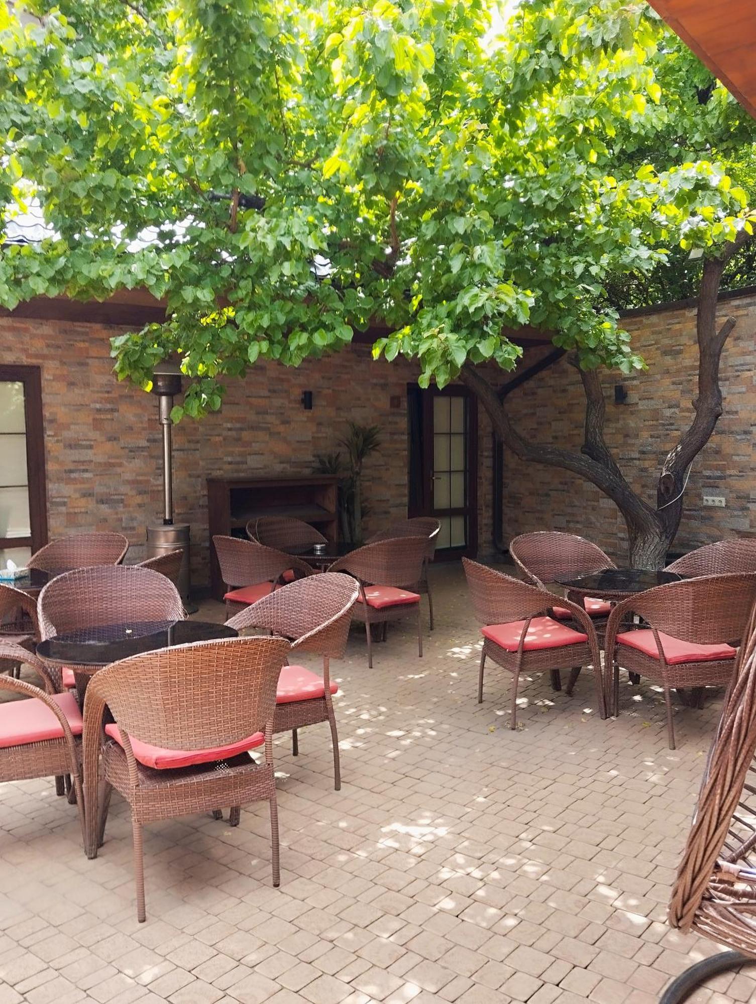 Boutique Living Hotel Erywań Zewnętrze zdjęcie